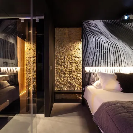 The Black Boutique -- Turistea فندق 4*
