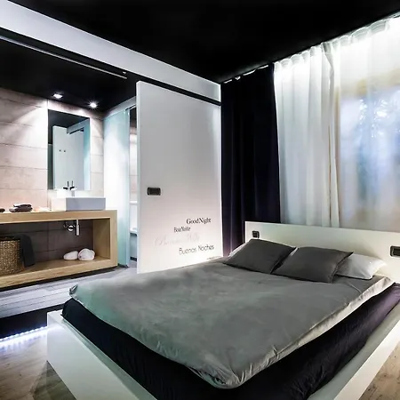 Otel Zrooms&suites Boutique 4*