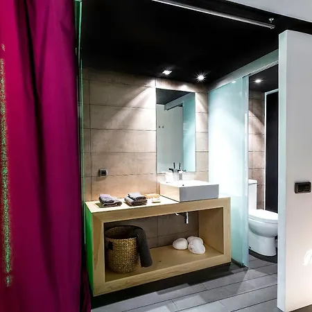 Otel Zrooms&suites Boutique 4*