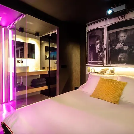 The Black Boutique -- Turistea فندق