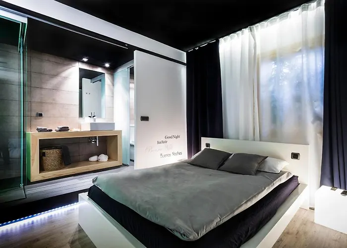 Hotel Zrooms&suites Boutique 4*